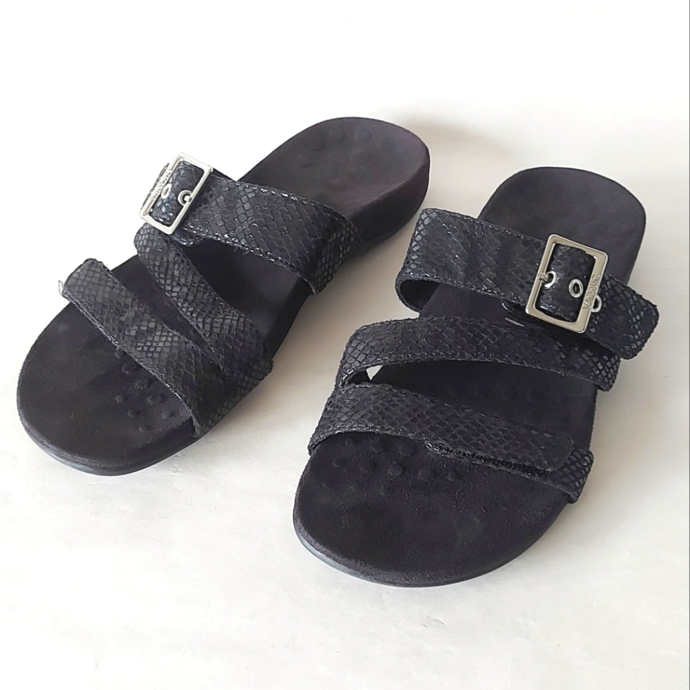 Black Textured Women's Sandals